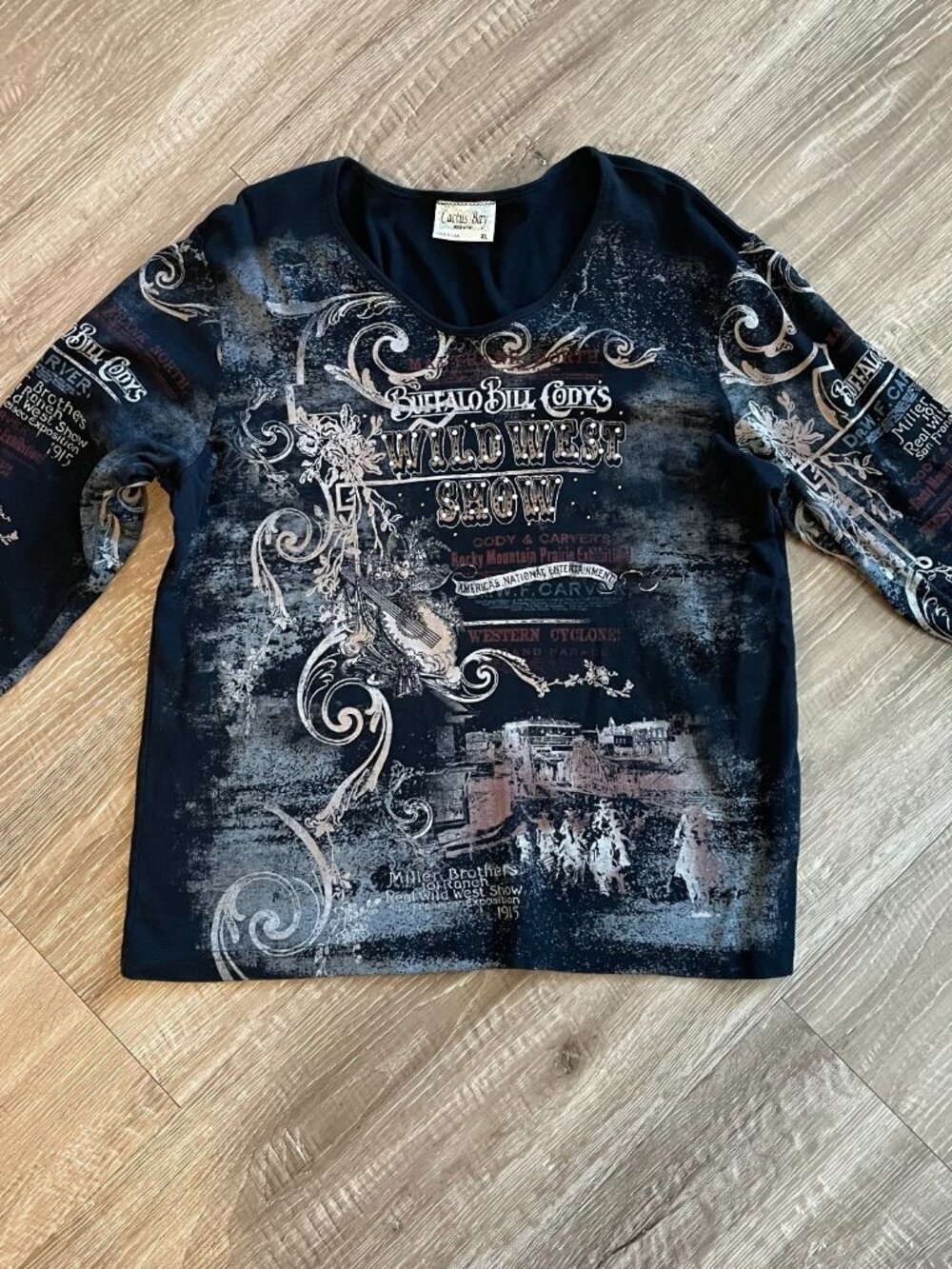 Cactus Bay Apparel Women's Shirt XL Buffalo Bill Cody's Wild West Show Graphic
